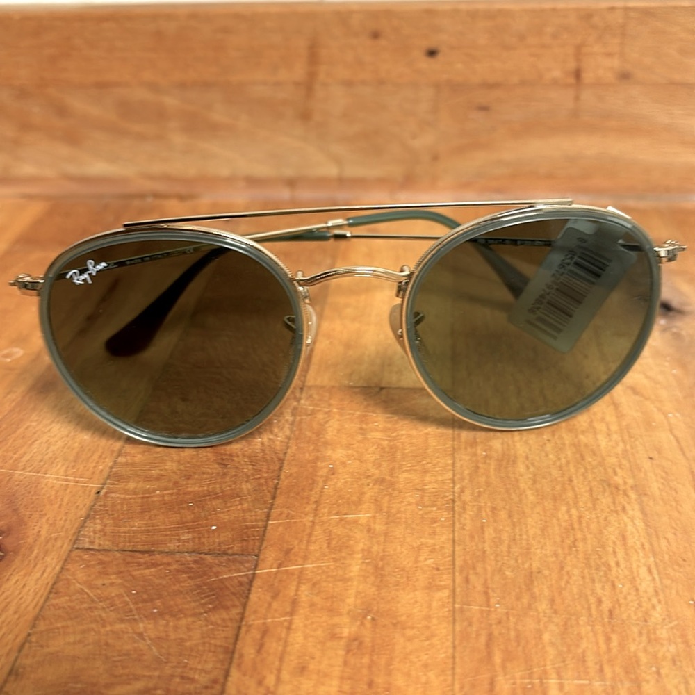 Ray Ban Sunglasses. Round Frames